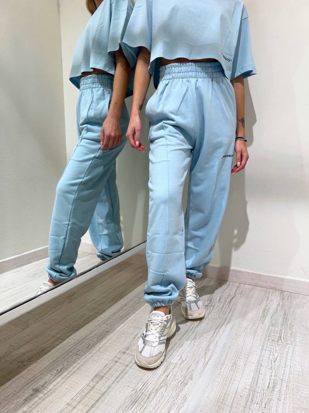 Hinnominate Pantalone over a vita alta Acqua