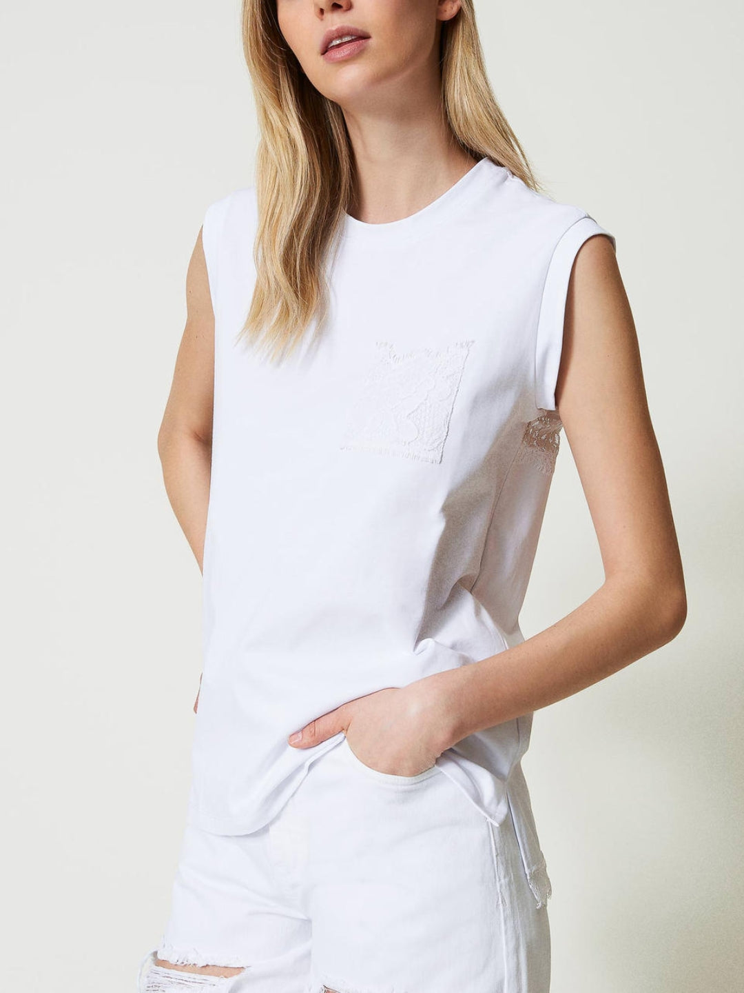 T-shirt regular con pizzo Bianco