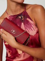 Twinset Portafoglio con tracolla e Oval T Rosso Pompeiano