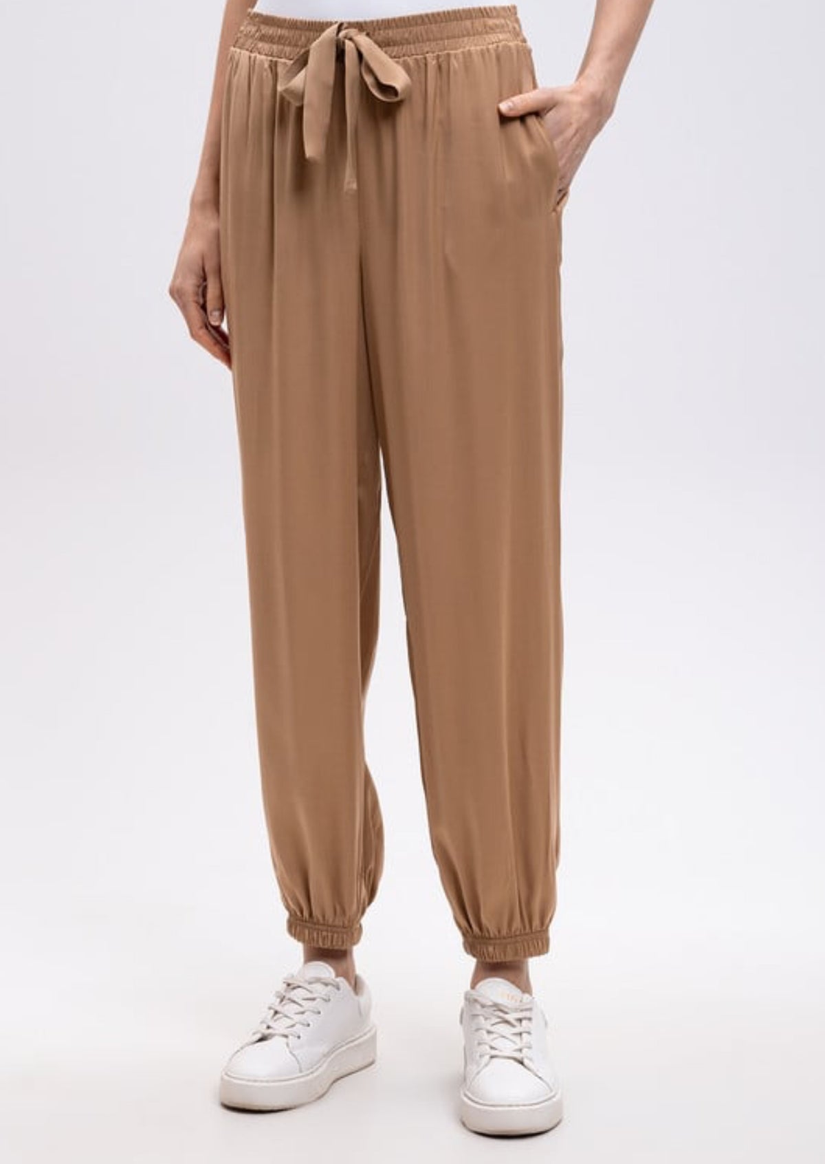 Twinset Pantaloni joggers in raso Beige