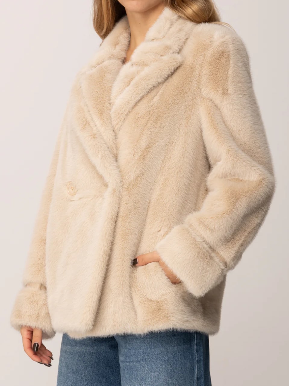 Twinset Cappotto Corto doppiopetto in Ecopelliccia Light Natural