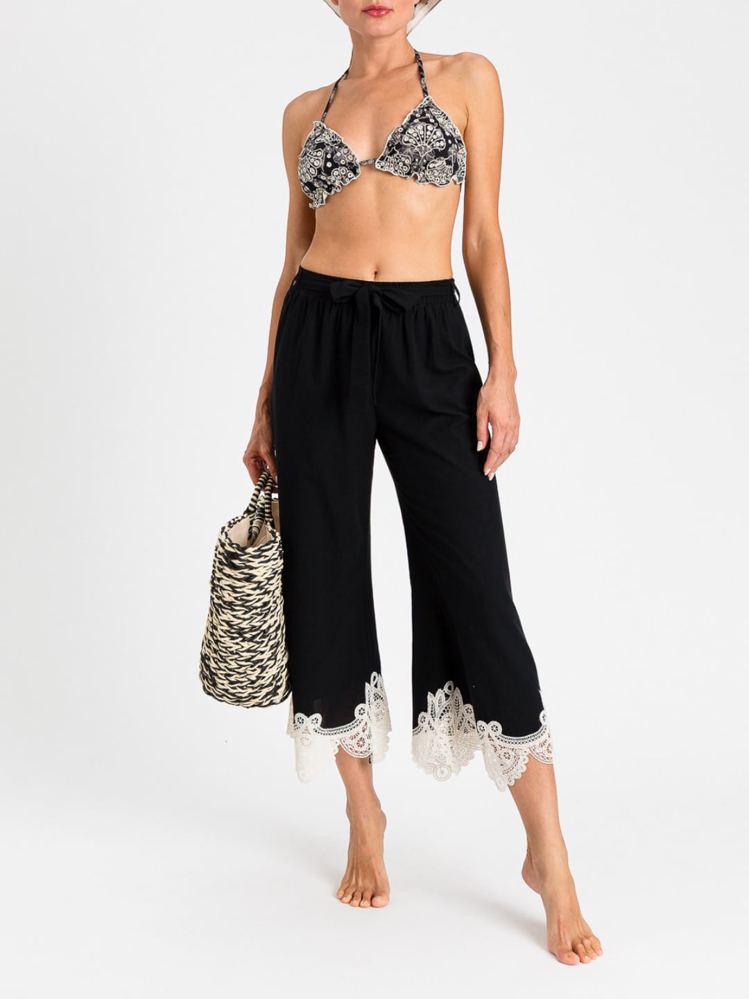 Twinset Pantaloni cropped in mussola con macramè Bicolor Nero / Bianco "Vaniglia"