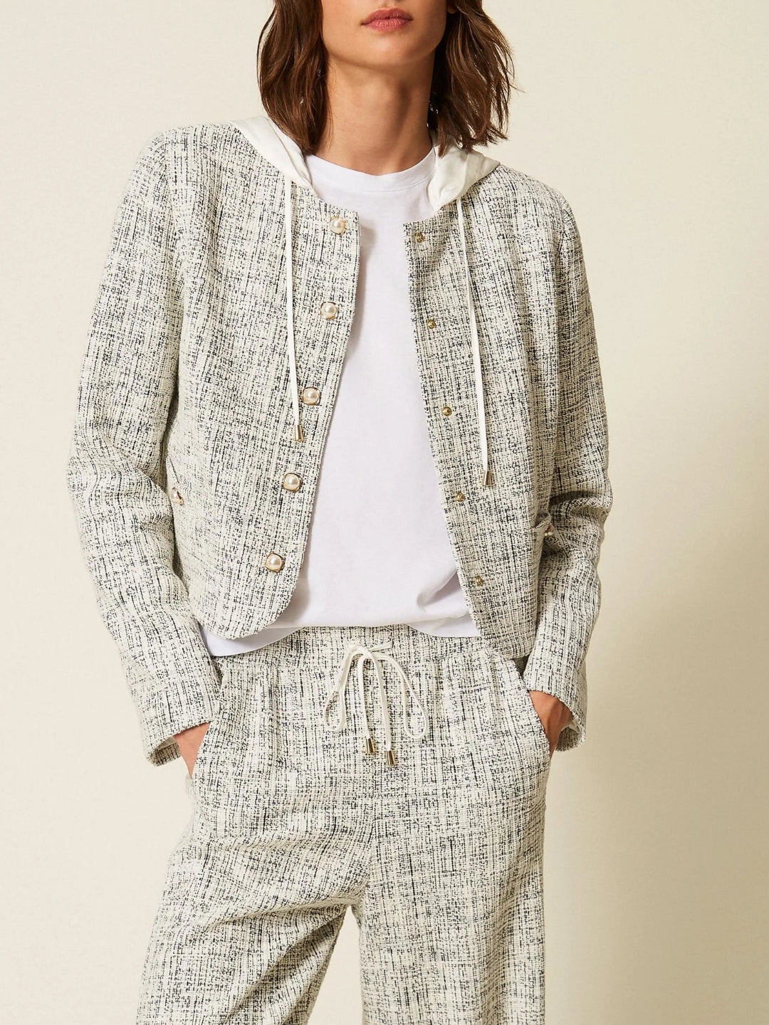 Twinset Giacca In Felpa Intrecciata Bicolor Bianco e Nero