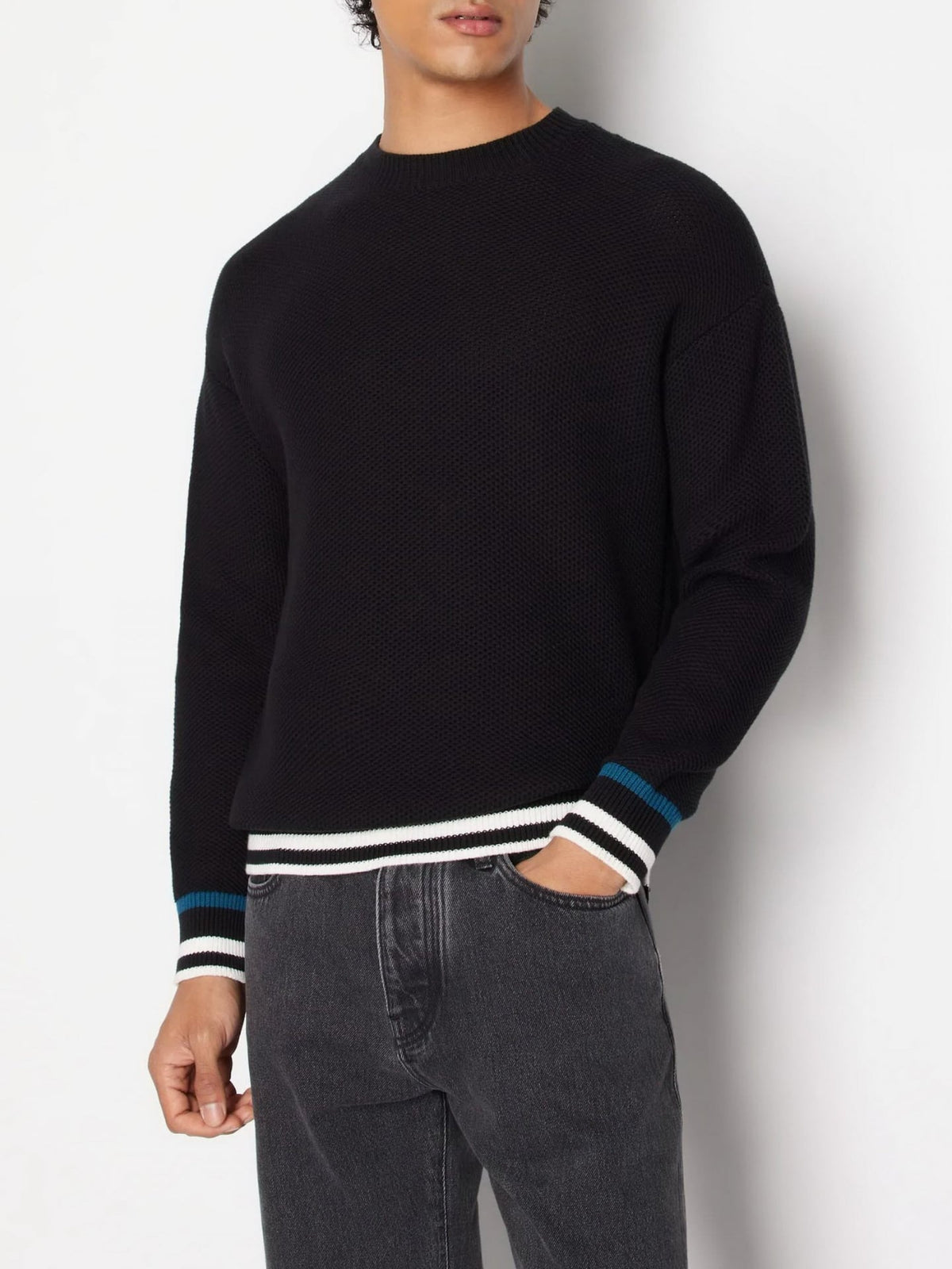 Armani Exchange Maglione con righe inferiori Nero